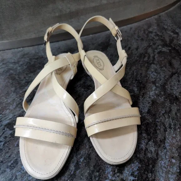 Tod's Vintage Cream Patent Leather Strappy Sandals Size 36.5 - Picture 3 of 16